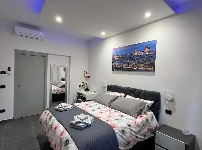 Apartment Samoa Florence